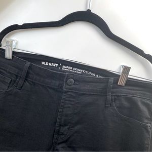Old Navy black skinny jeans